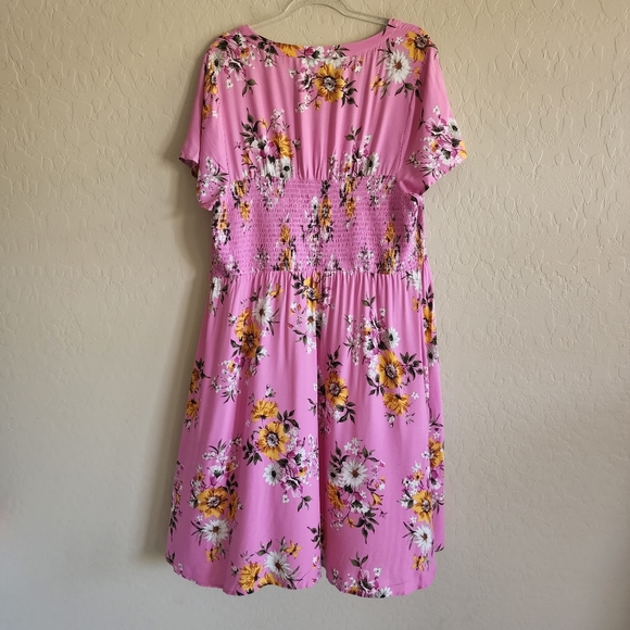 Torrid Pink Floral Challis Shirt Dress Sz 2 - Picture 10 of 12